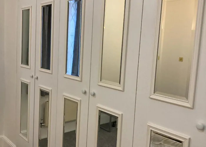 Mayfair Central London 2 Bed Apartment